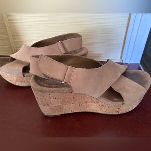 Clarks artisan sandals